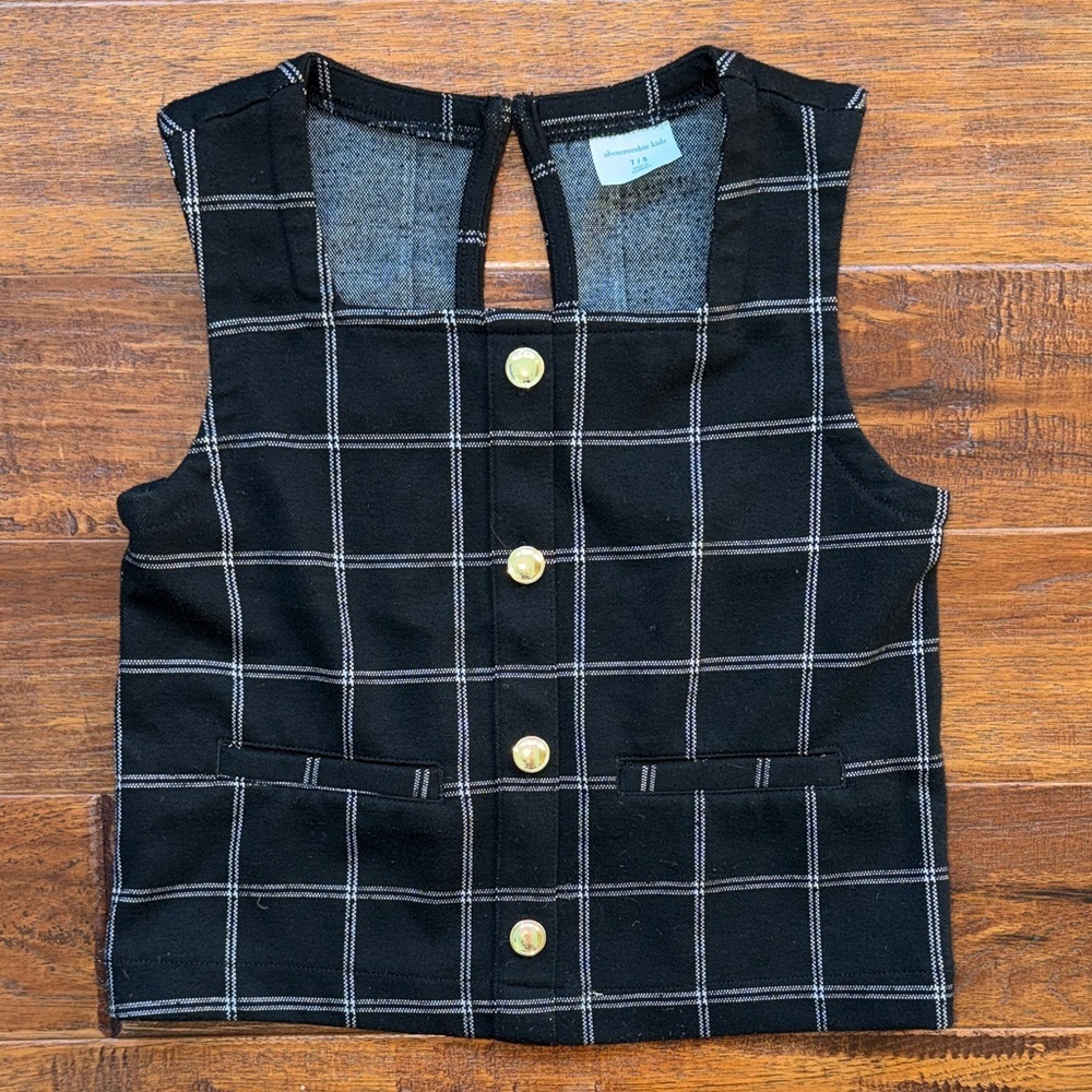 Abercrombie Kids Plaid Sleeveless Square neck Vest with Gold Buttons, size 7/8